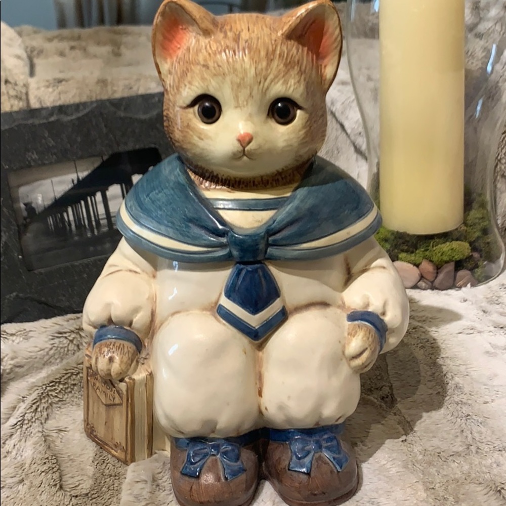 Cookie Jar, Cat in School Uniform holding a book